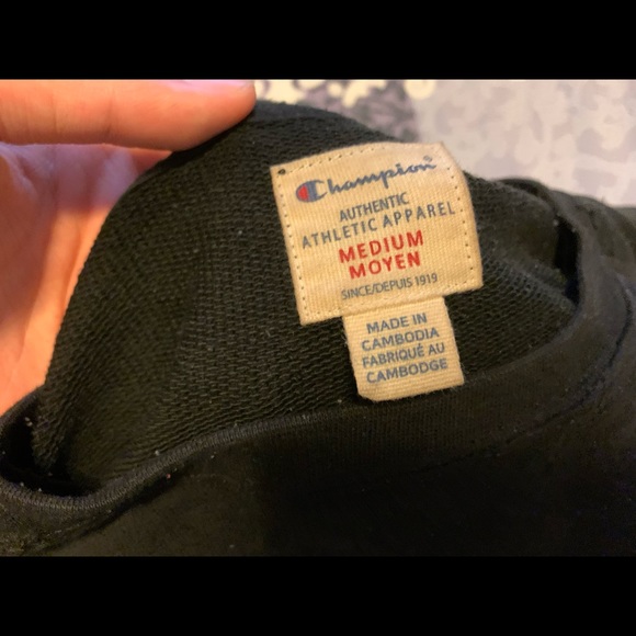 Champion Long Sleeve Sweater - Picture 2 of 2